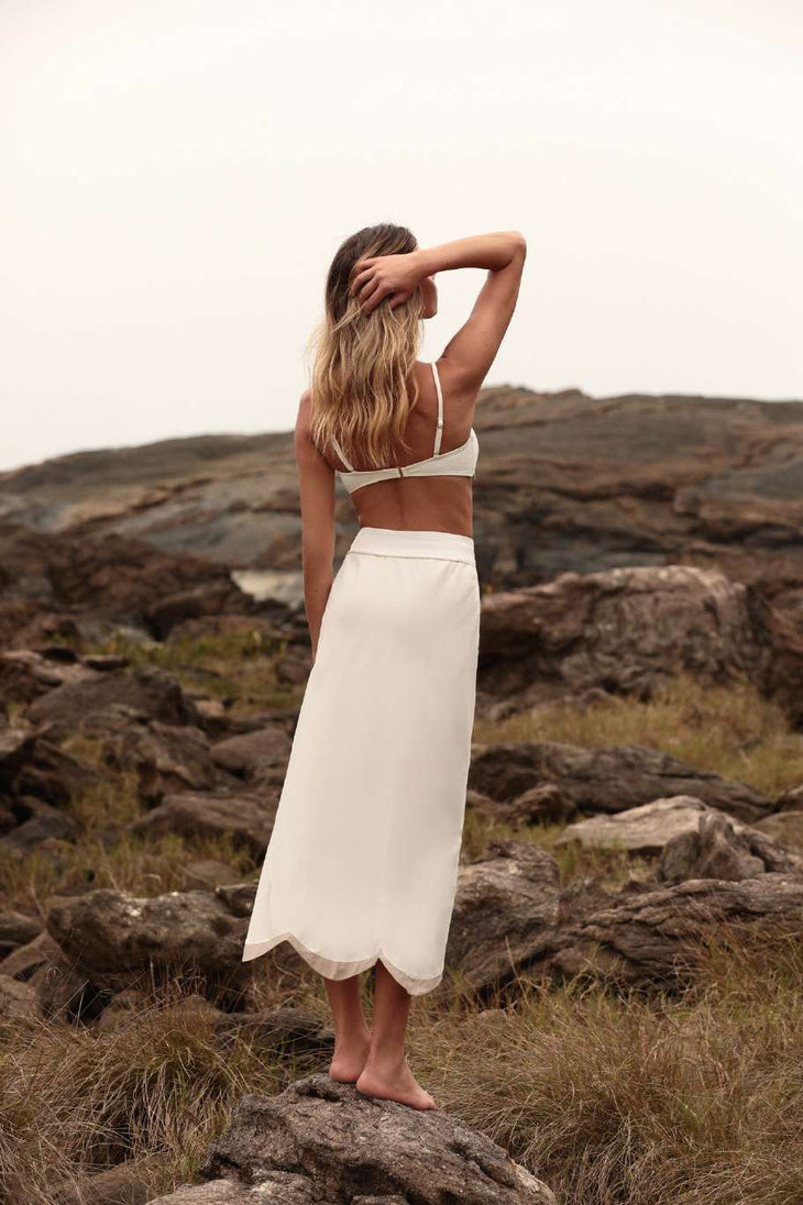 FALDA ONDAS BLANCO ROTO